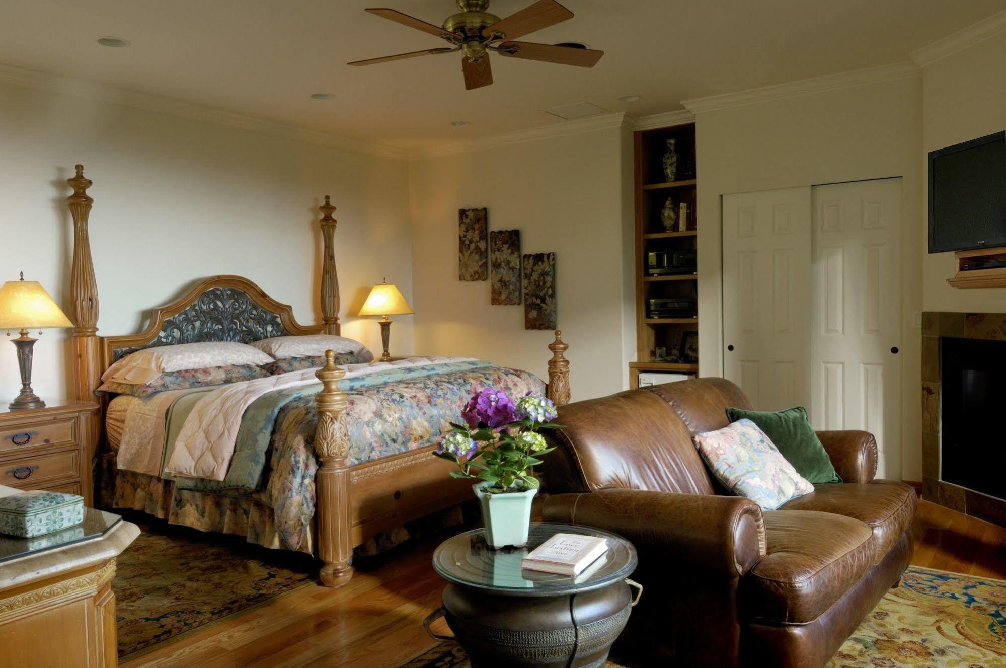 פורט אנג'לס Colette'S Bed & Breakfast מראה חיצוני תמונה